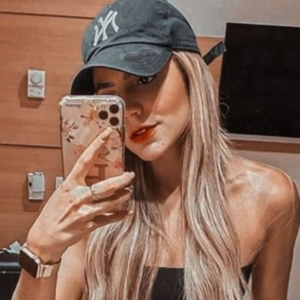 ex @debstuita ✨