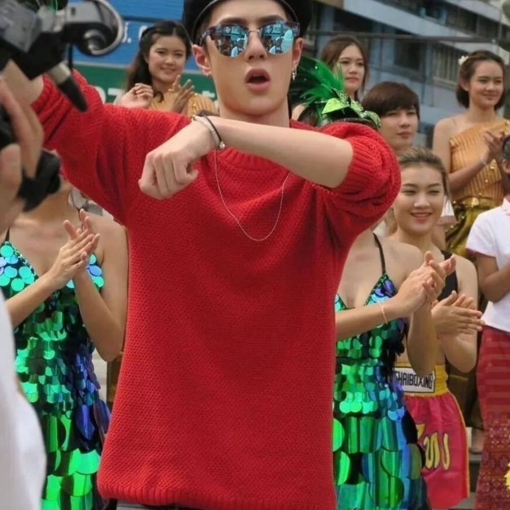แอ่นแอ๊น