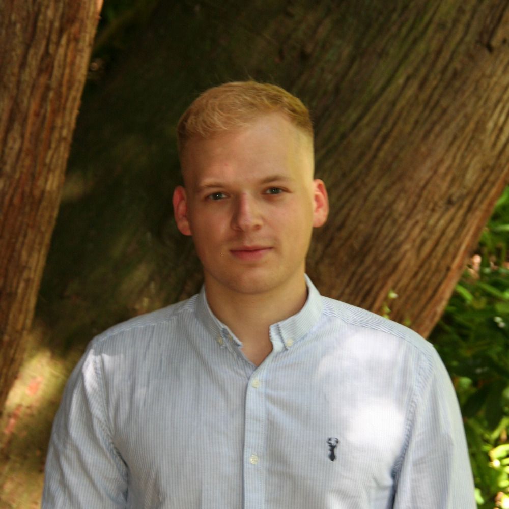 Elis Jones
