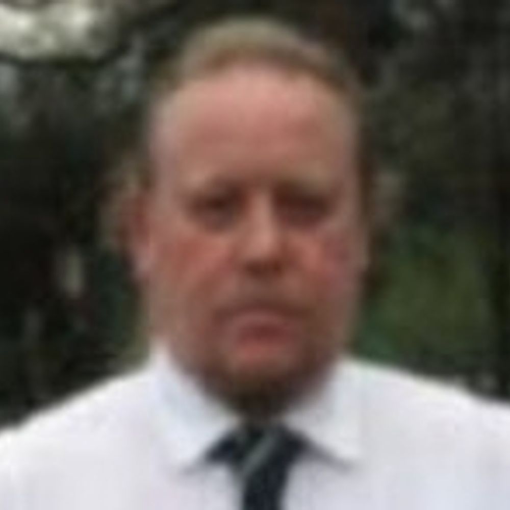 Andy Whiles