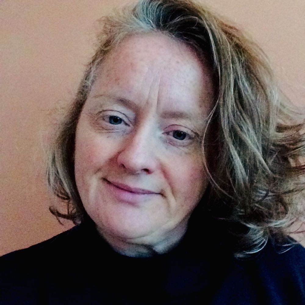 Dr Rhonda Mayne