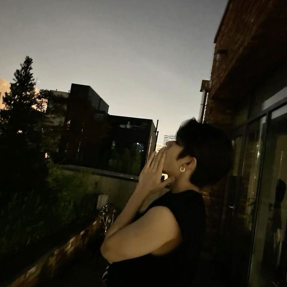 ale 🦋 hankooks girl