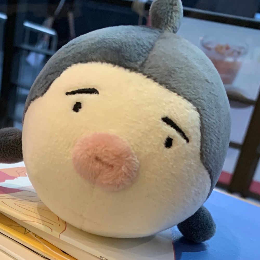 三