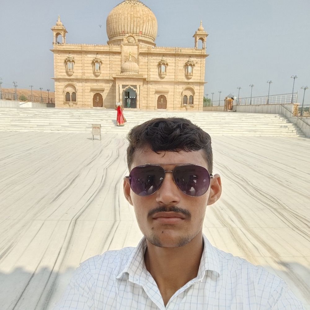 Profile picture ganpatbishnoi29.bsky.social