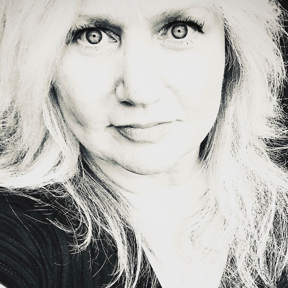 Blondria Love