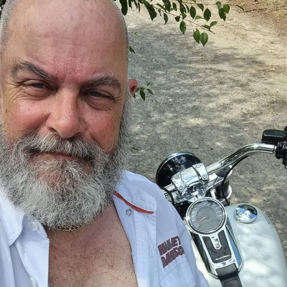 Profile picture bikerbearsteve.bsky.social