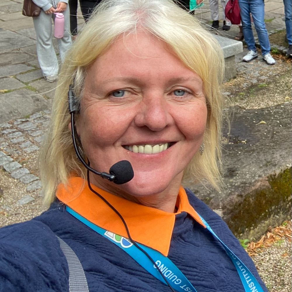 Heart of Liverpool & Chester Tours MITG