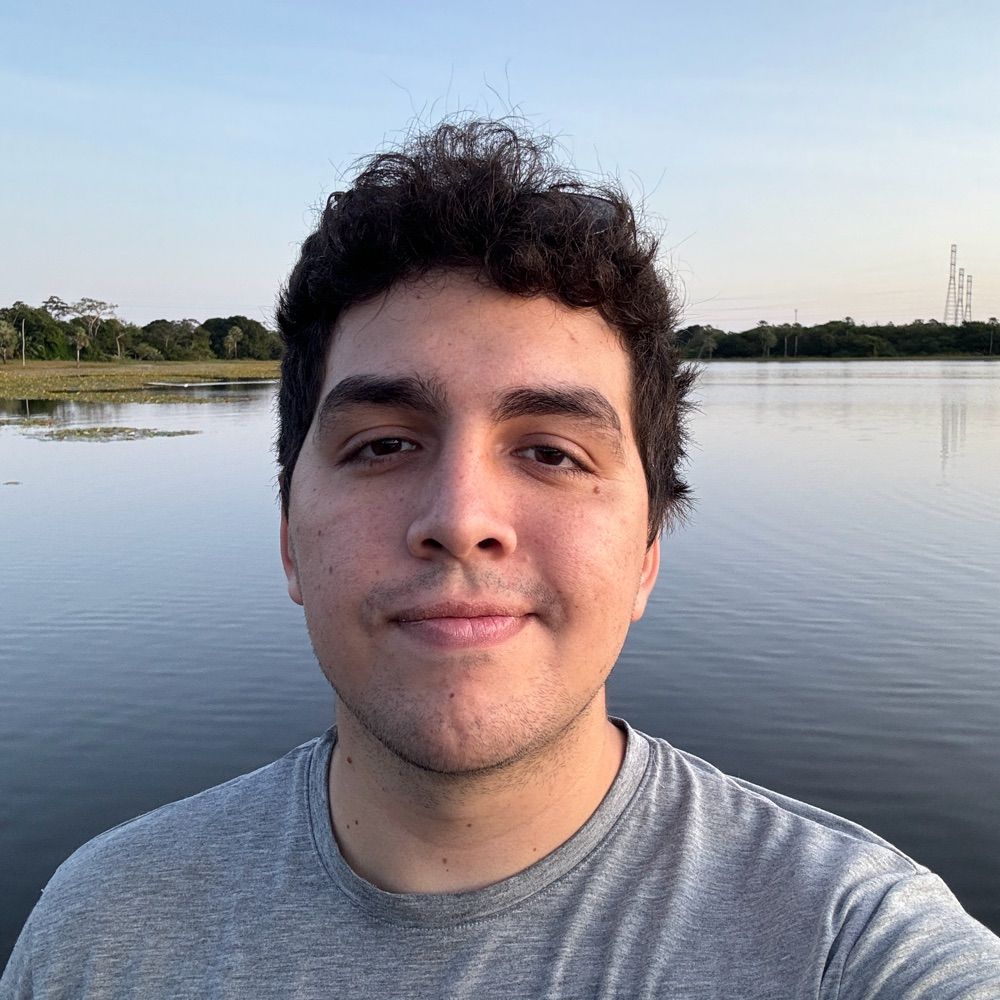 Iury Oliveira