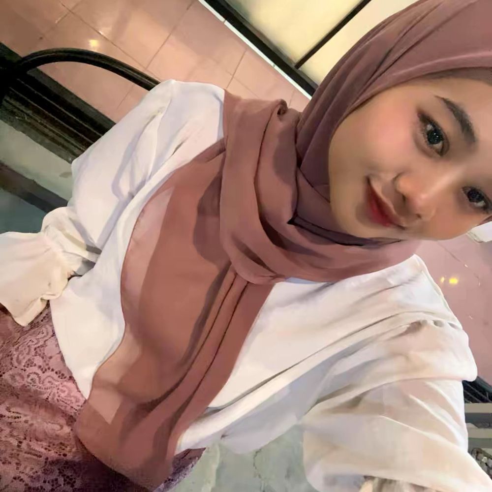 Bukan siapa-siapa