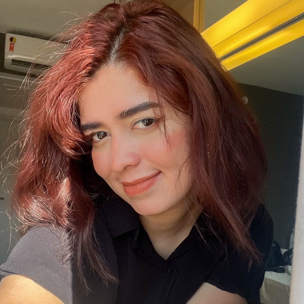 Larissa Closes