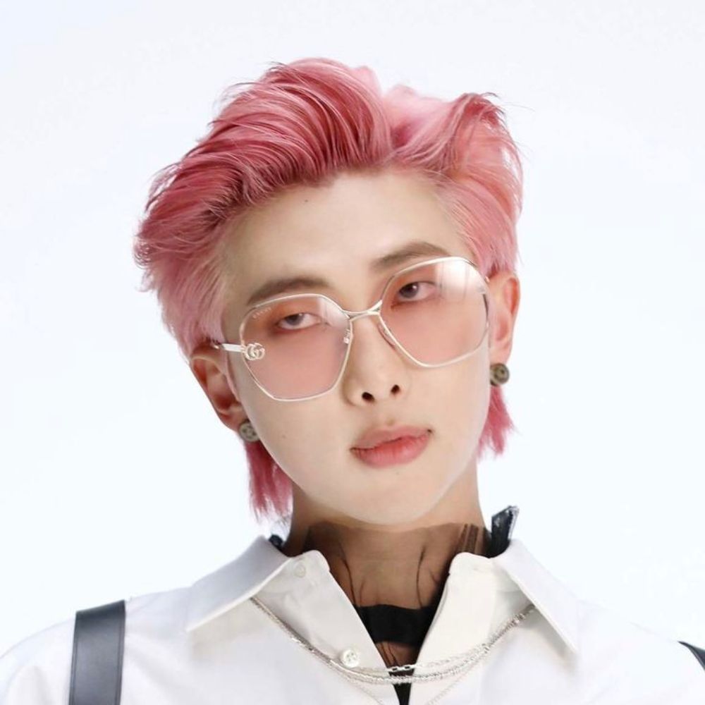 lau⁷ 