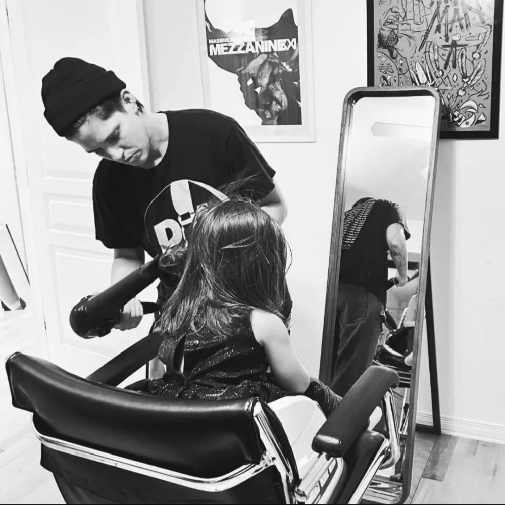 V A L Cheveux
