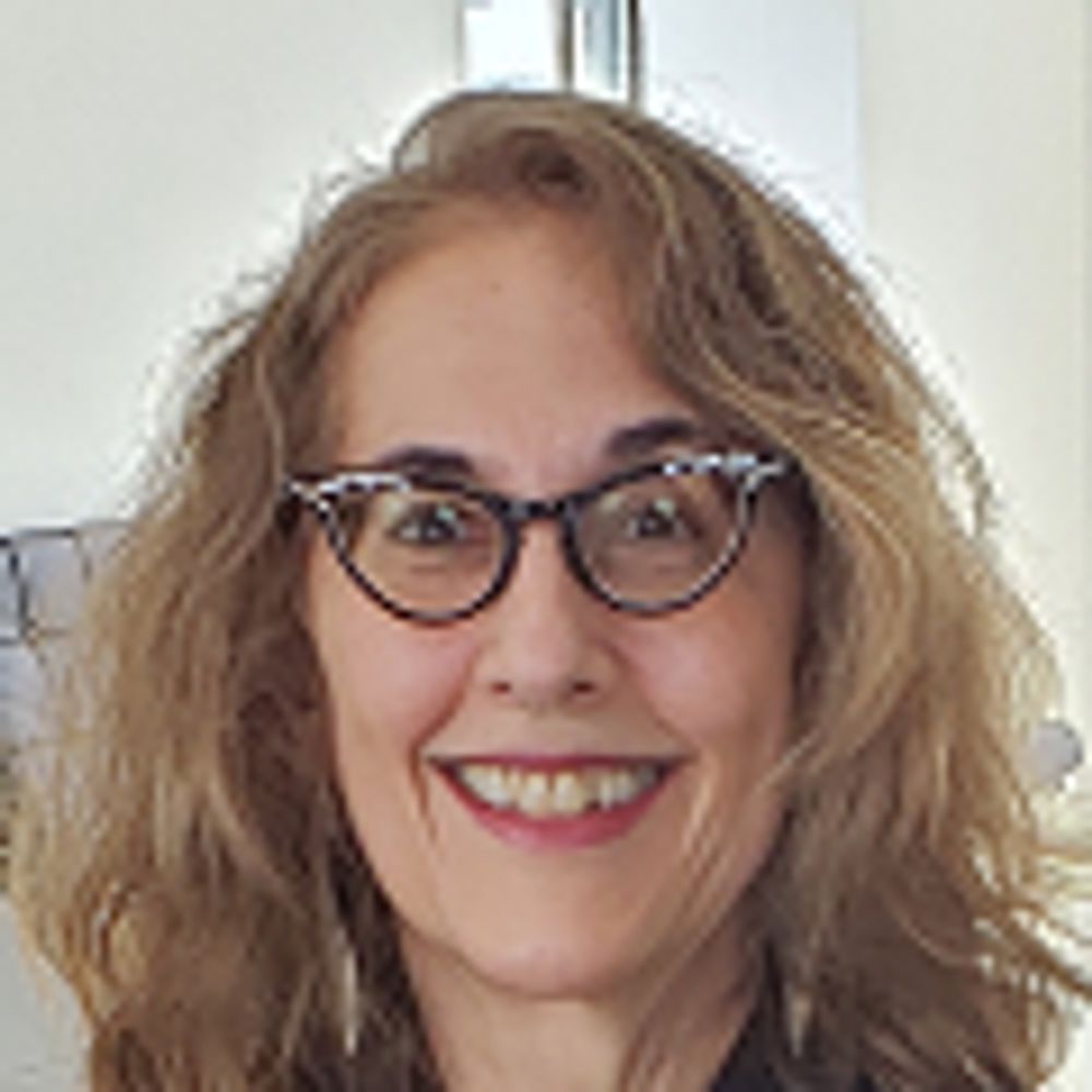 Linda M Grasso 