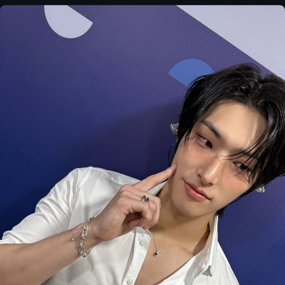 g is seeing atz 𝜗𝜚˚