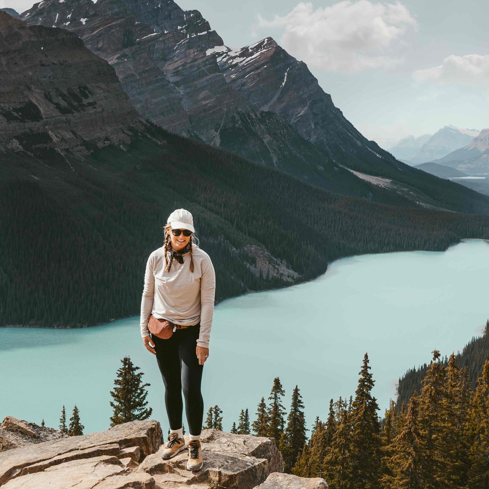 Emily Zarnow • Hiking | Outdoors | Travel