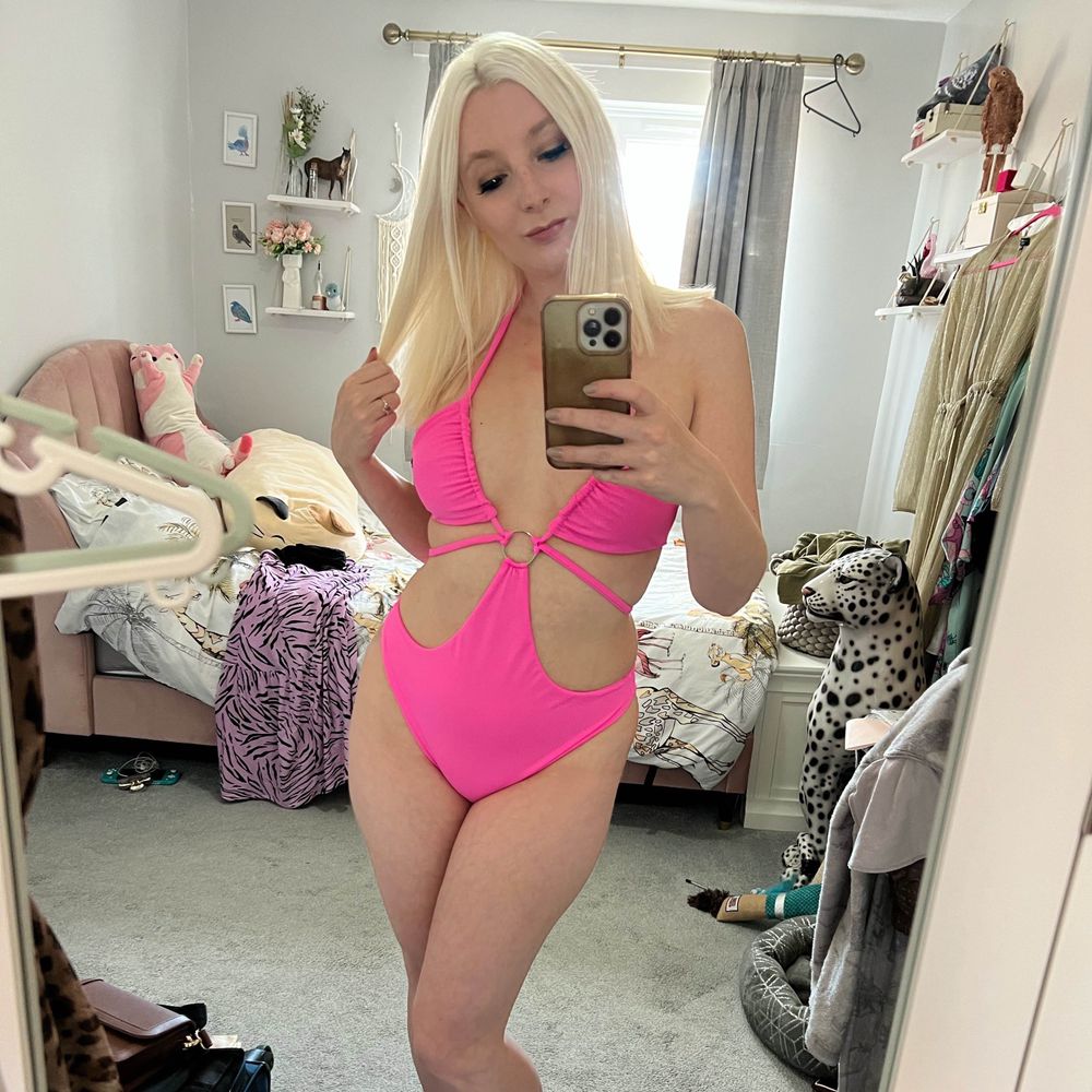 Cassie Rae 