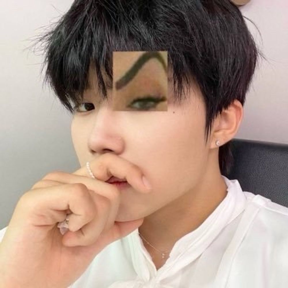 꼬물이😜yArEYaRe