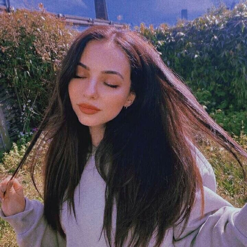 de.