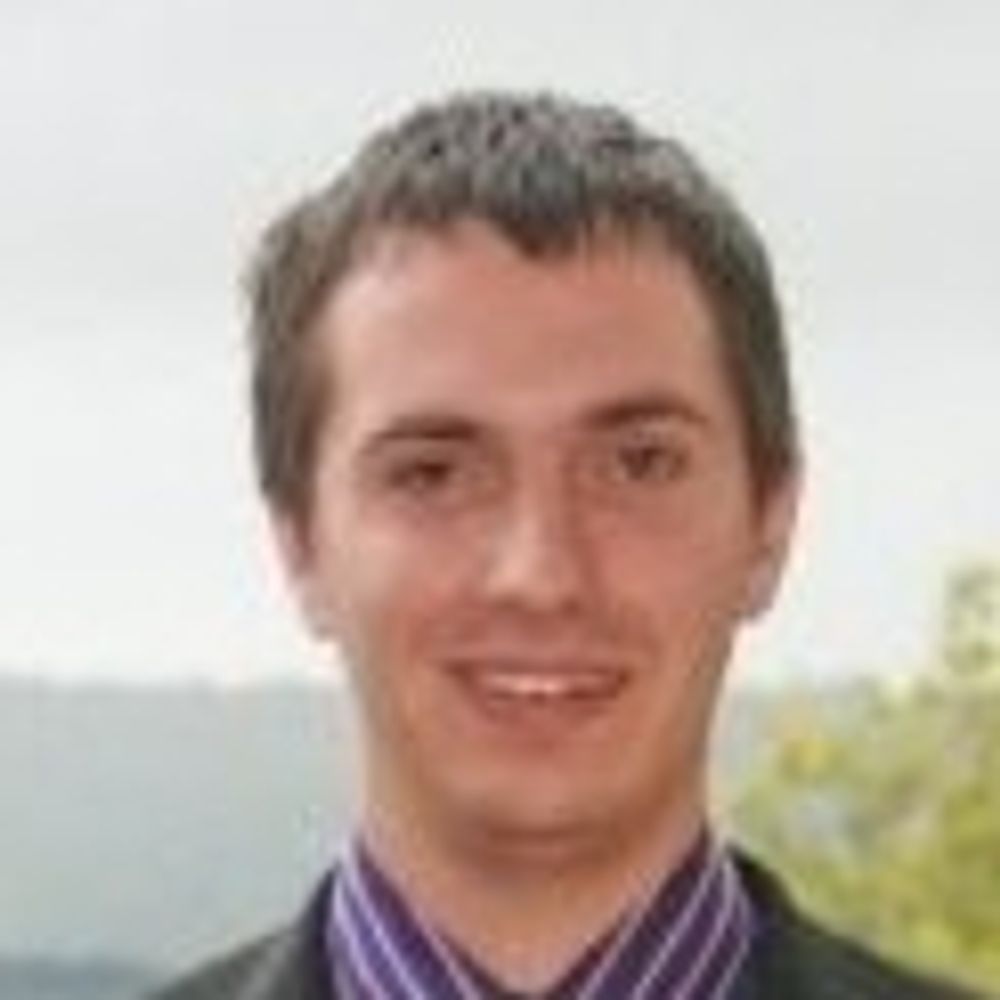 Tom Vause
