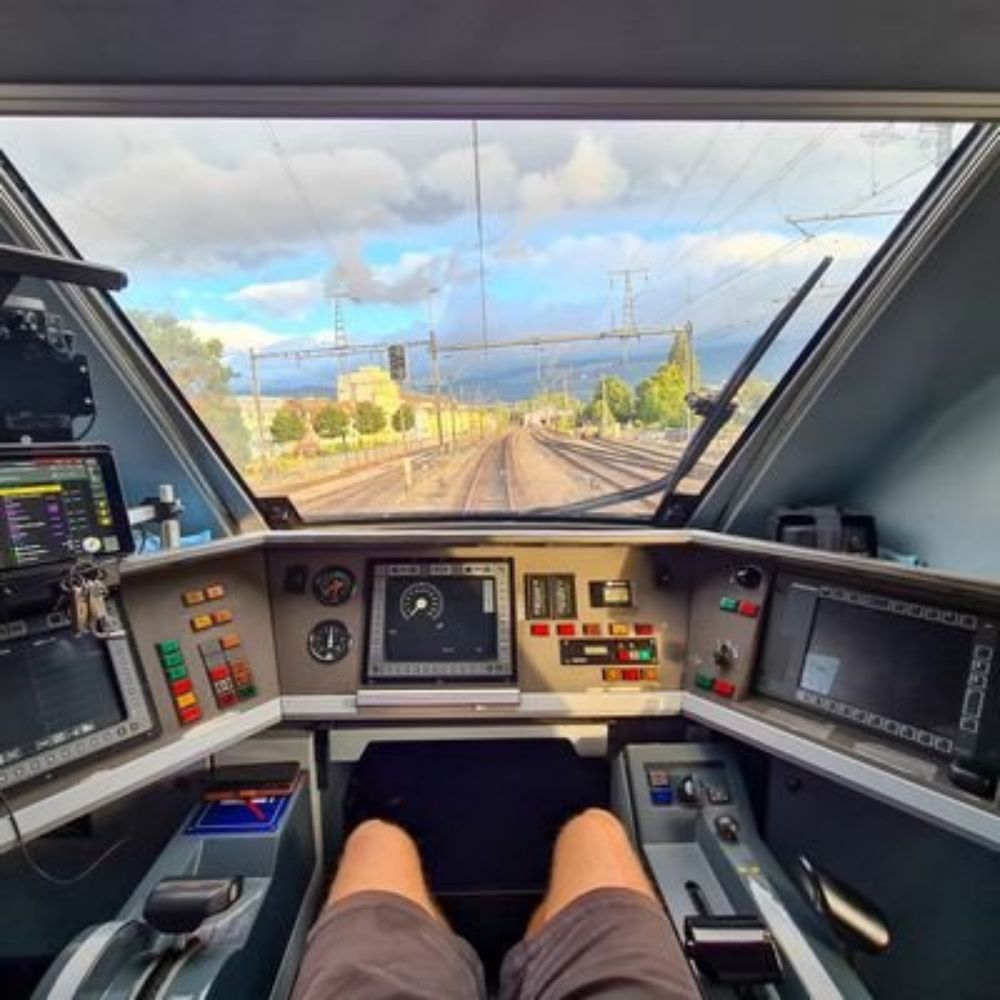Pilote de loc ⇹🇨🇭