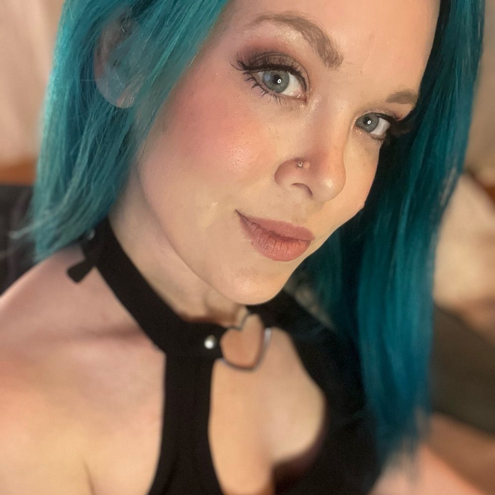 The Tiny Blue - DEC13BDAY🥳 -