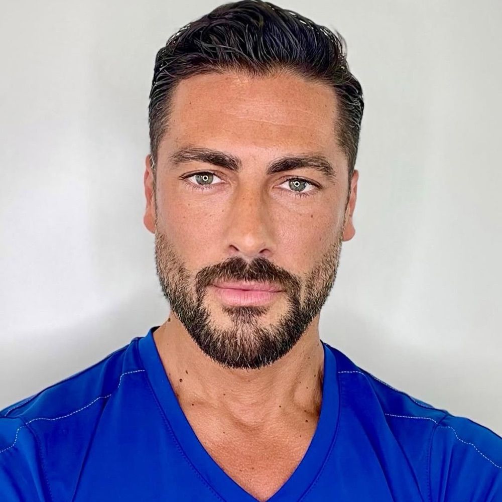 Dr Giovanni