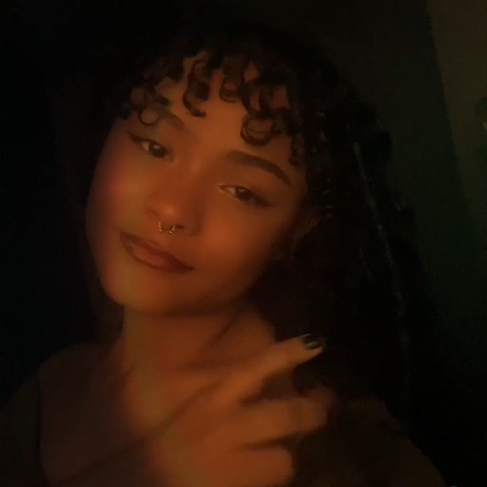 Mary ⭑