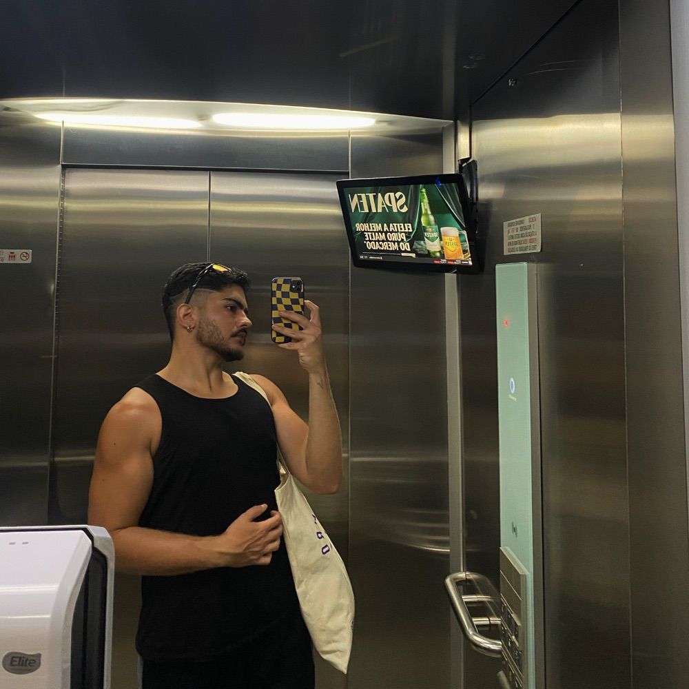 Alê