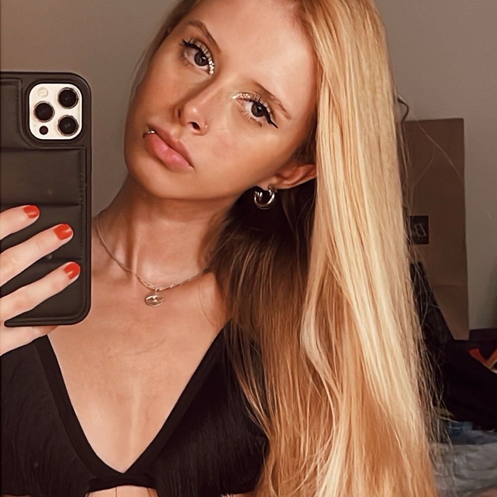 Júlia 🐆