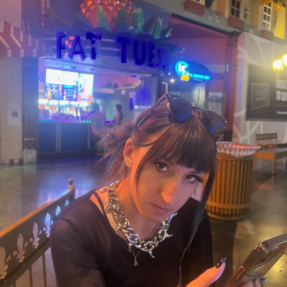 Sheslade