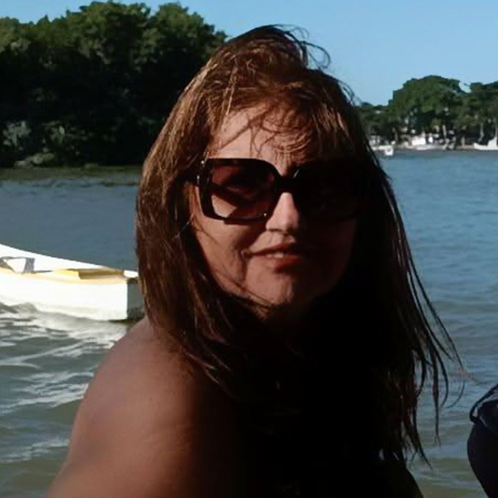 Gi_ Moreira