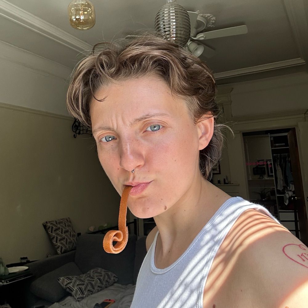 EvARIst Notartomaso (they/them)