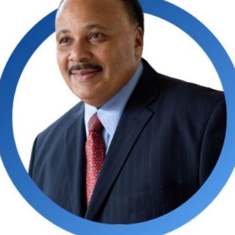 Martin Luther King III (closed mirror)