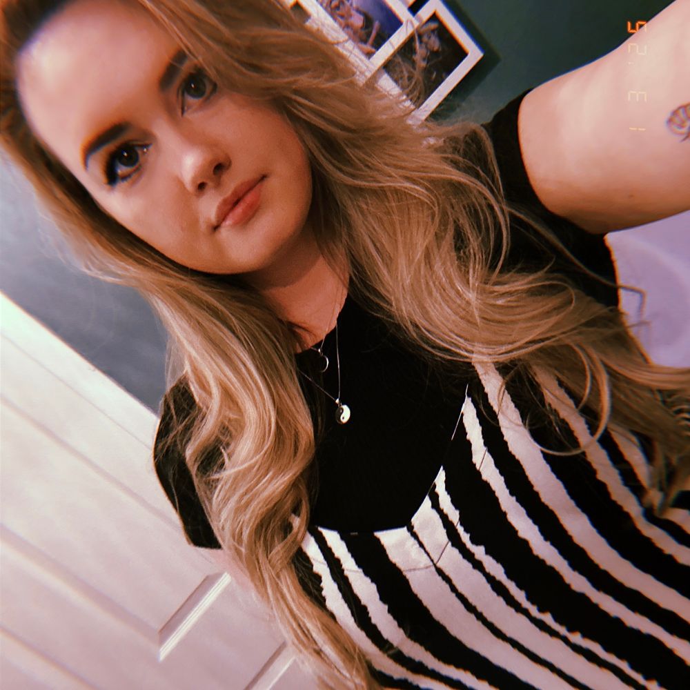EmilyMegan Art 🌙