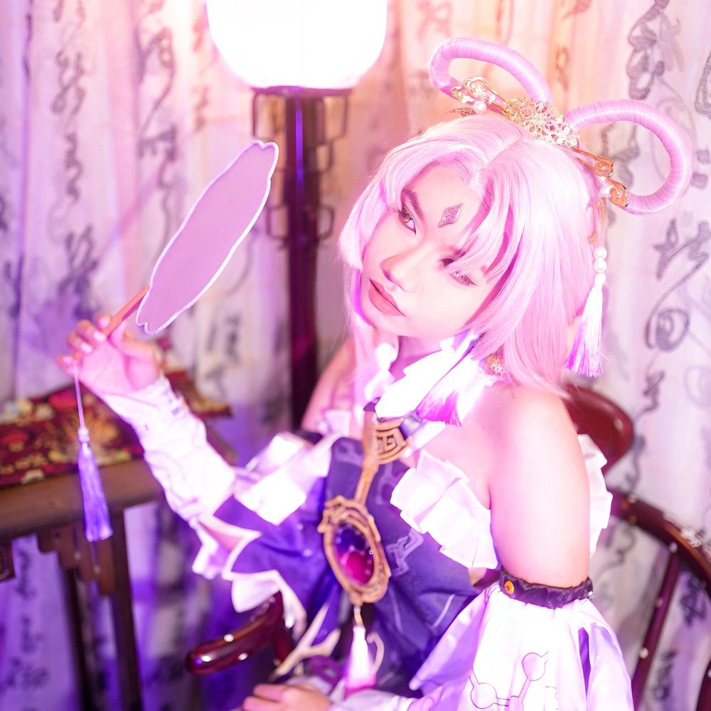 Azalea Lei