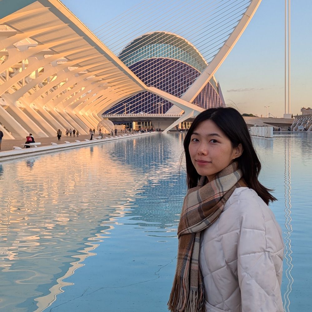 Yiling Li 李怡灵