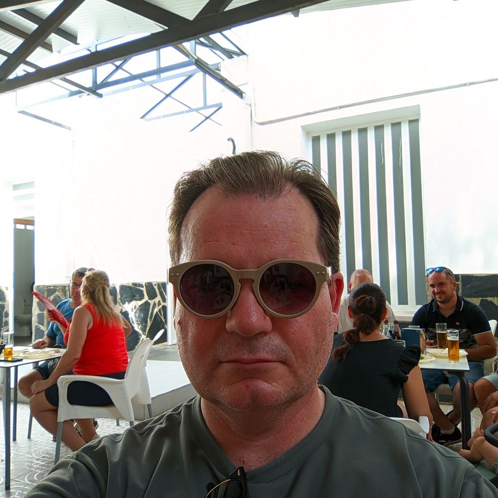 Enrique Tuti (plen)