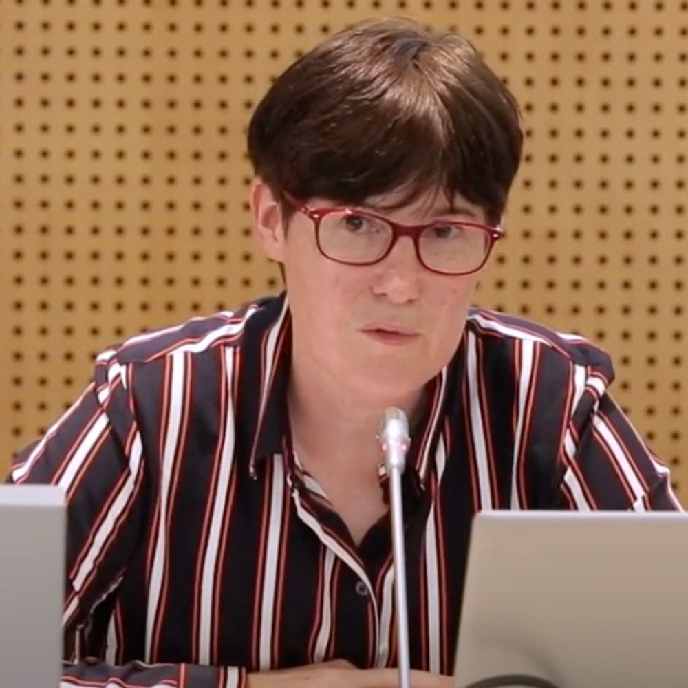 Cécile Vast