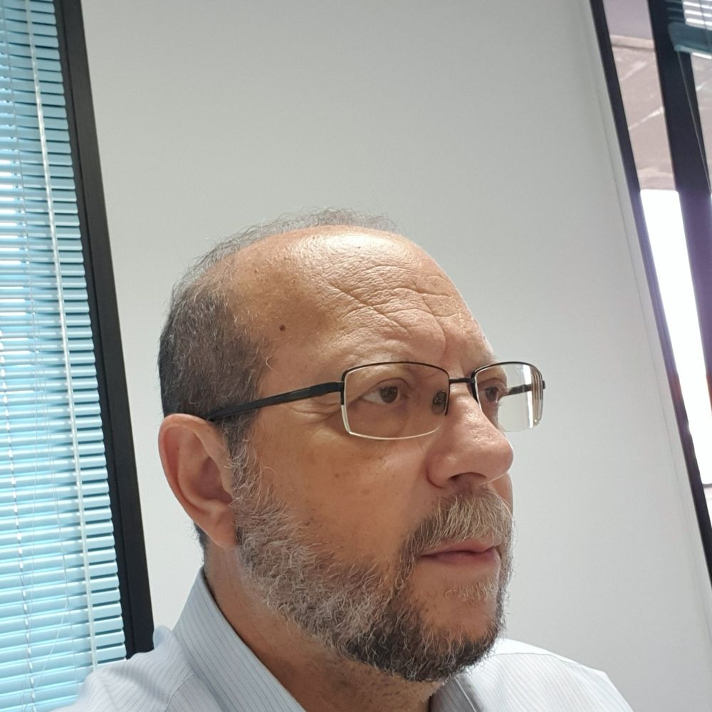 José A. Carbonell 