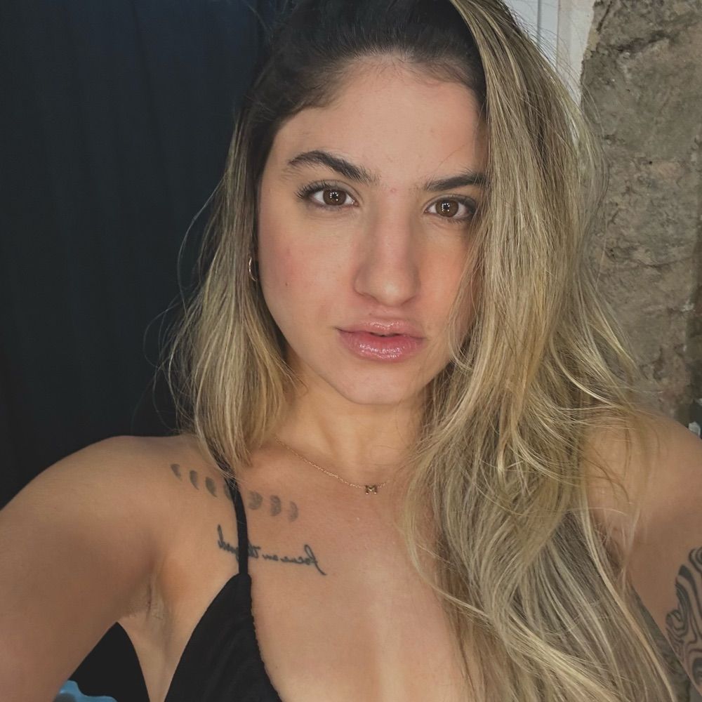 Taís Ferraz