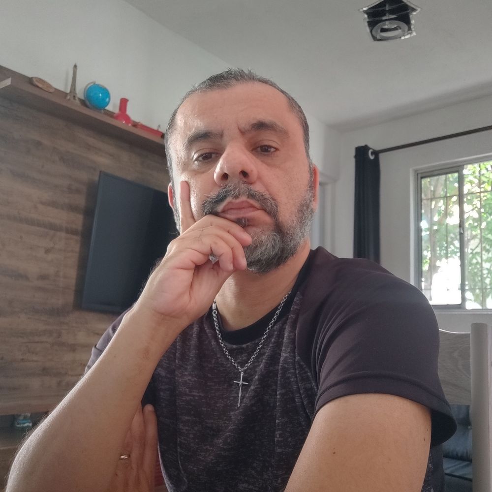 E G Moura