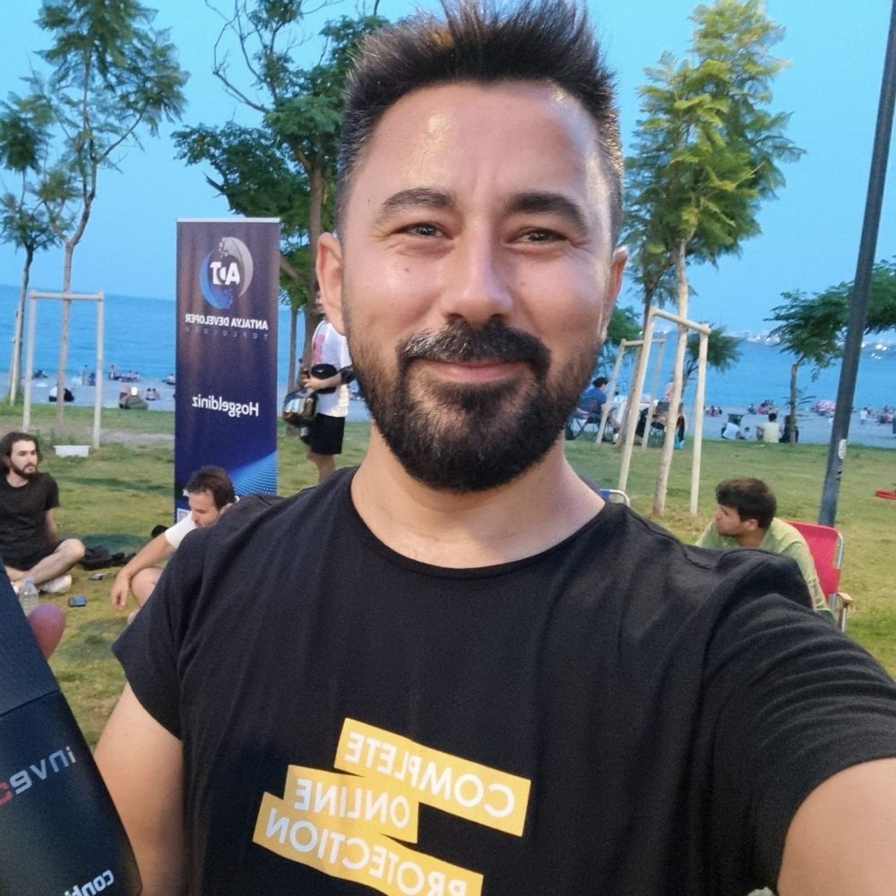 Emre Taşbaş 