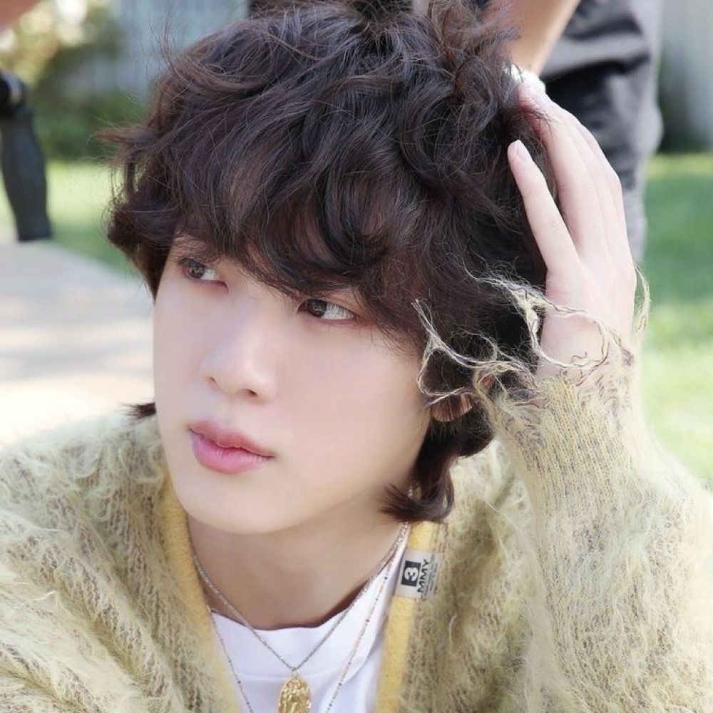 Dera⁷; 🐋 💜 ⟭⟬