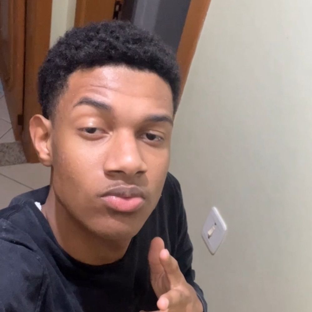 Pretinho Básico 😴