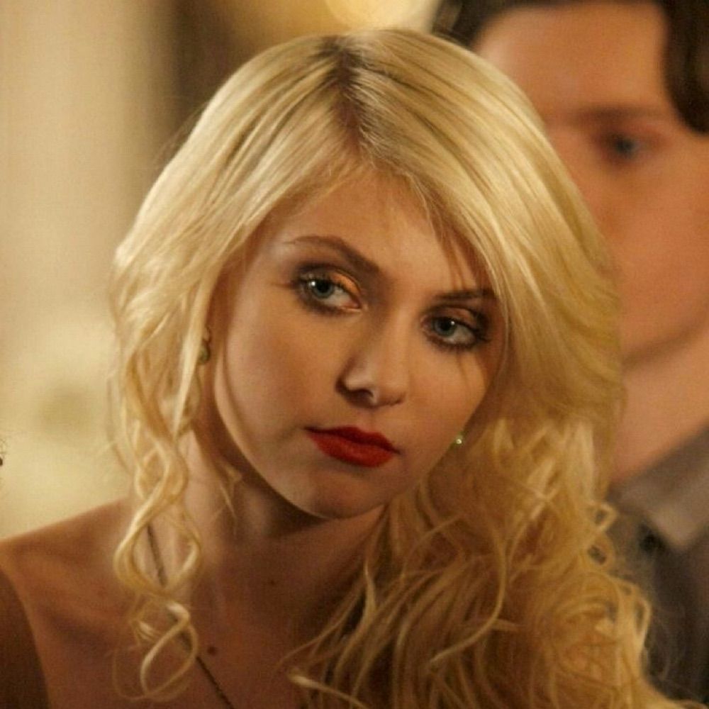 Jenny Humphrey mineira 