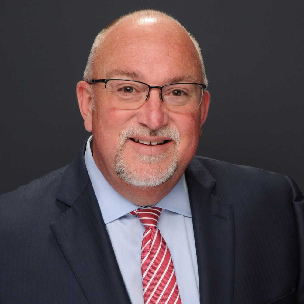 Michael R McCormick