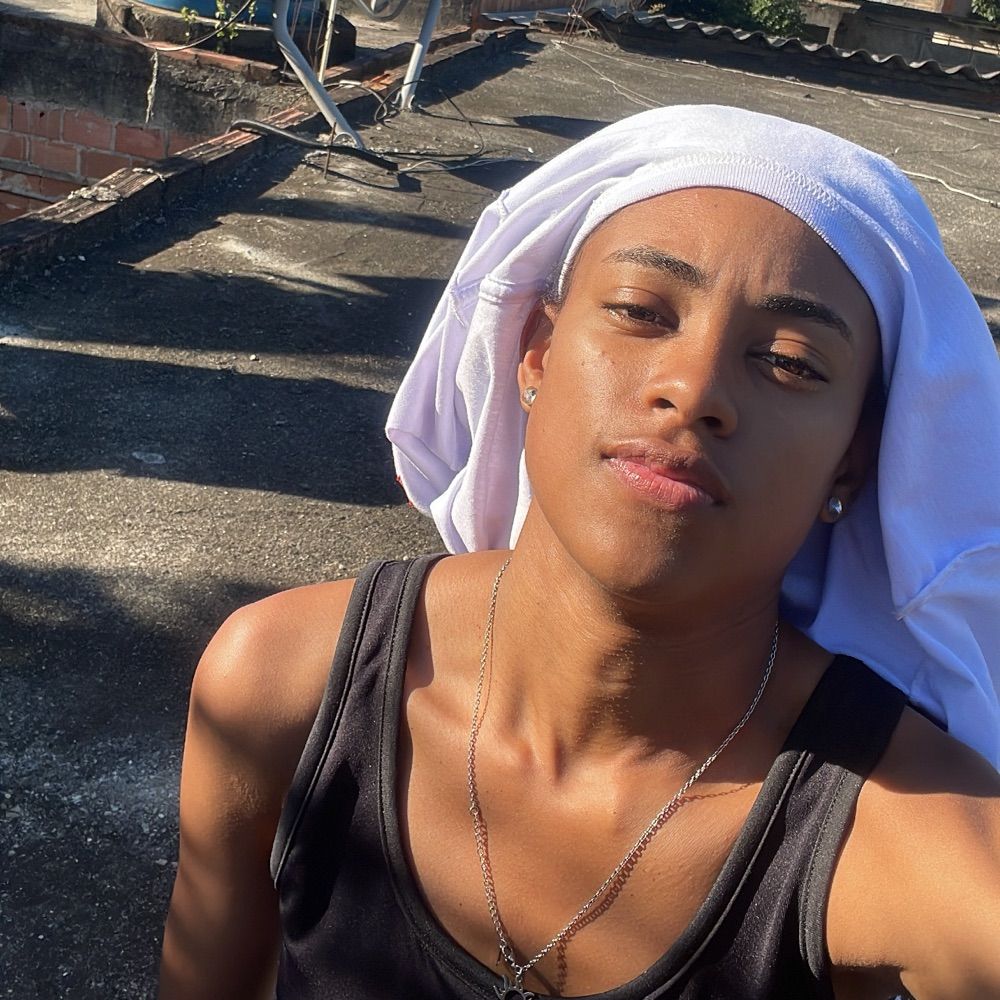𝖋𝖊𝖗𝖓𝖆𝖓𝖉𝖊𝖘 ᶜʳᶠ 🏄🏽‍♂️.