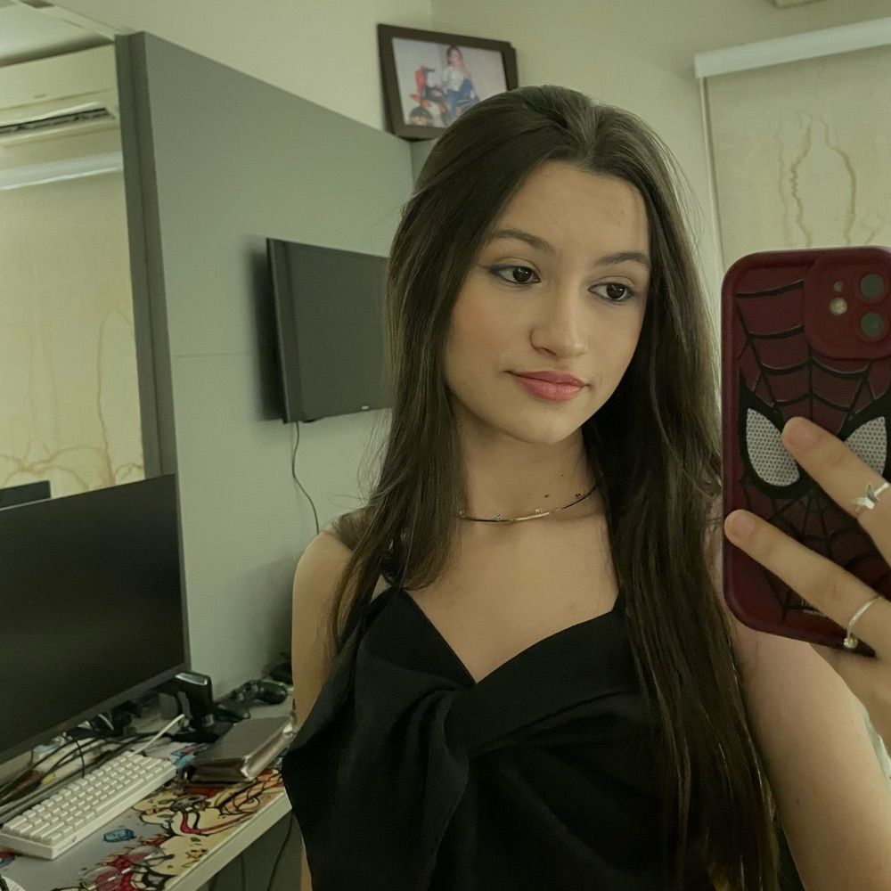 Bru Lopes