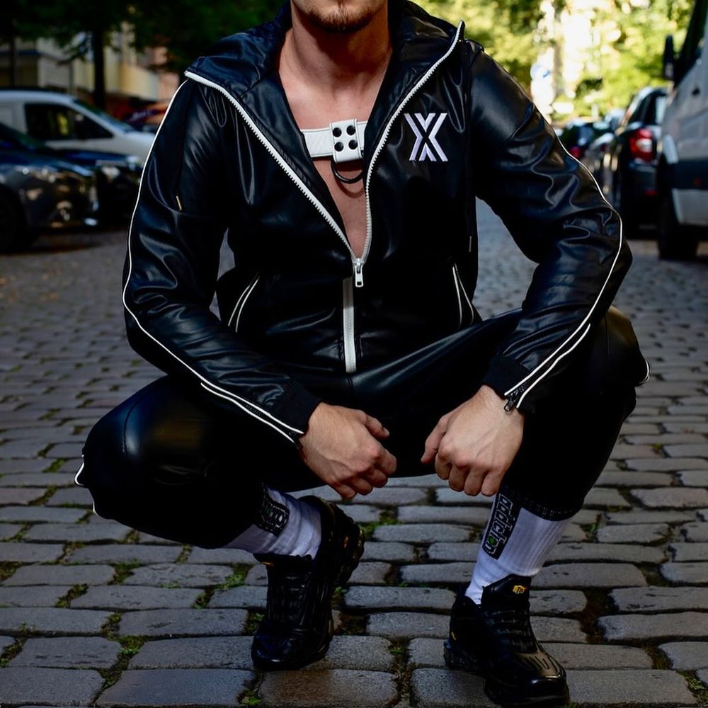 Leathermatt21