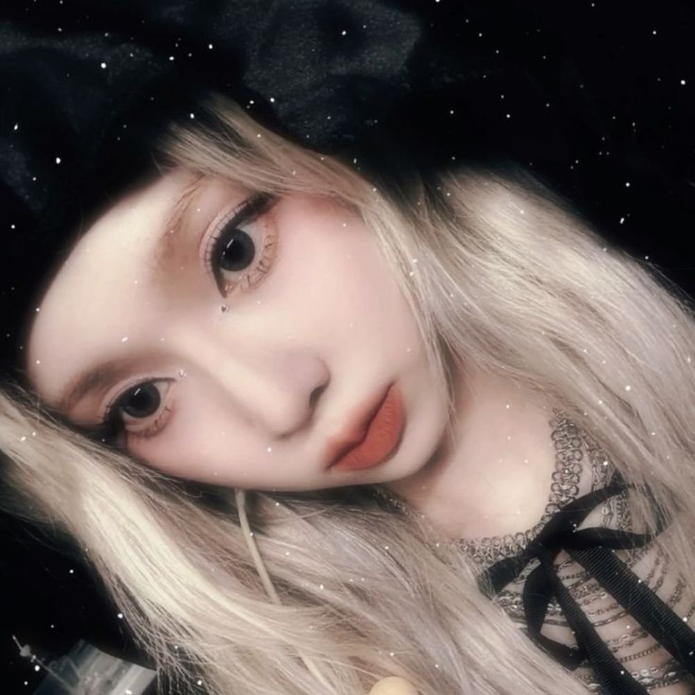 ౨ৎ 𝓛𝓲𝔃𝓲 ‧₊˚♡
